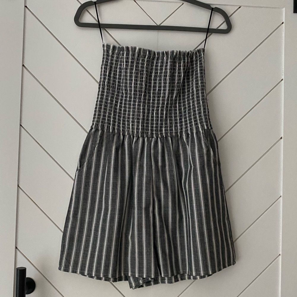 Strapless romper